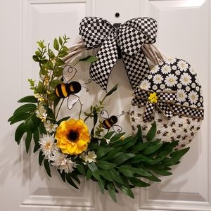 Grapevine Bumble Bee Easter Wreath